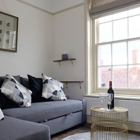 Grade II Townhouse, Ledbury Villa Buitenkant foto