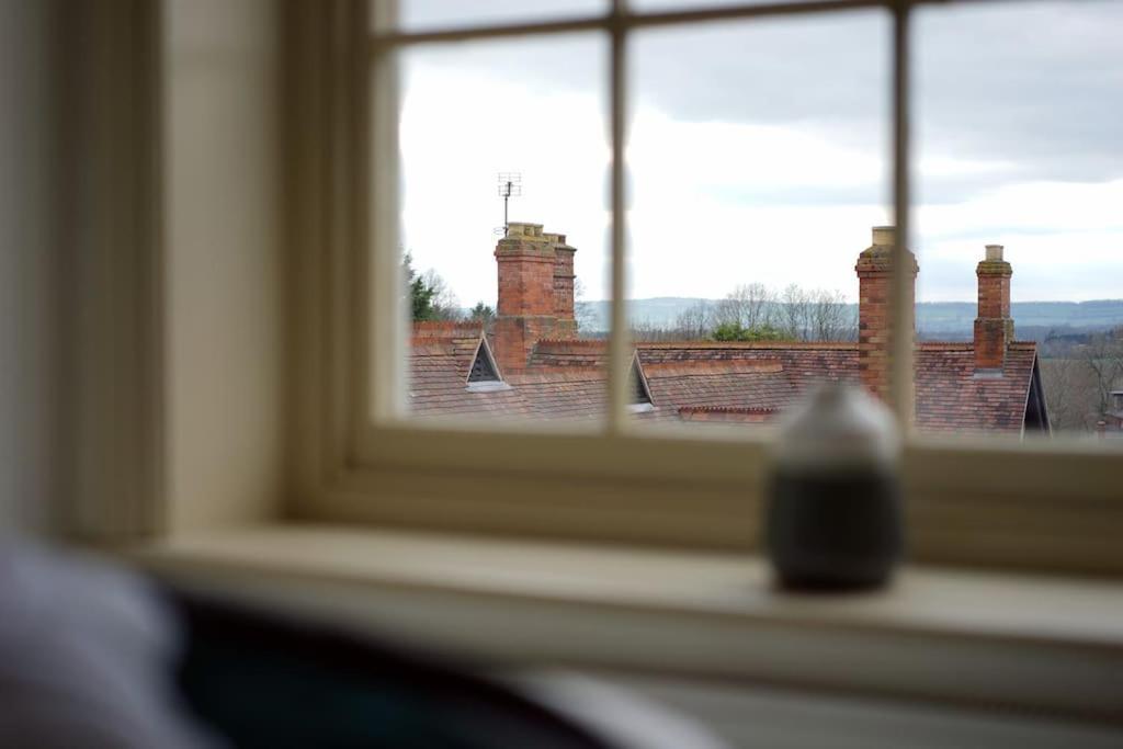 Grade II Townhouse, Ledbury Villa Buitenkant foto