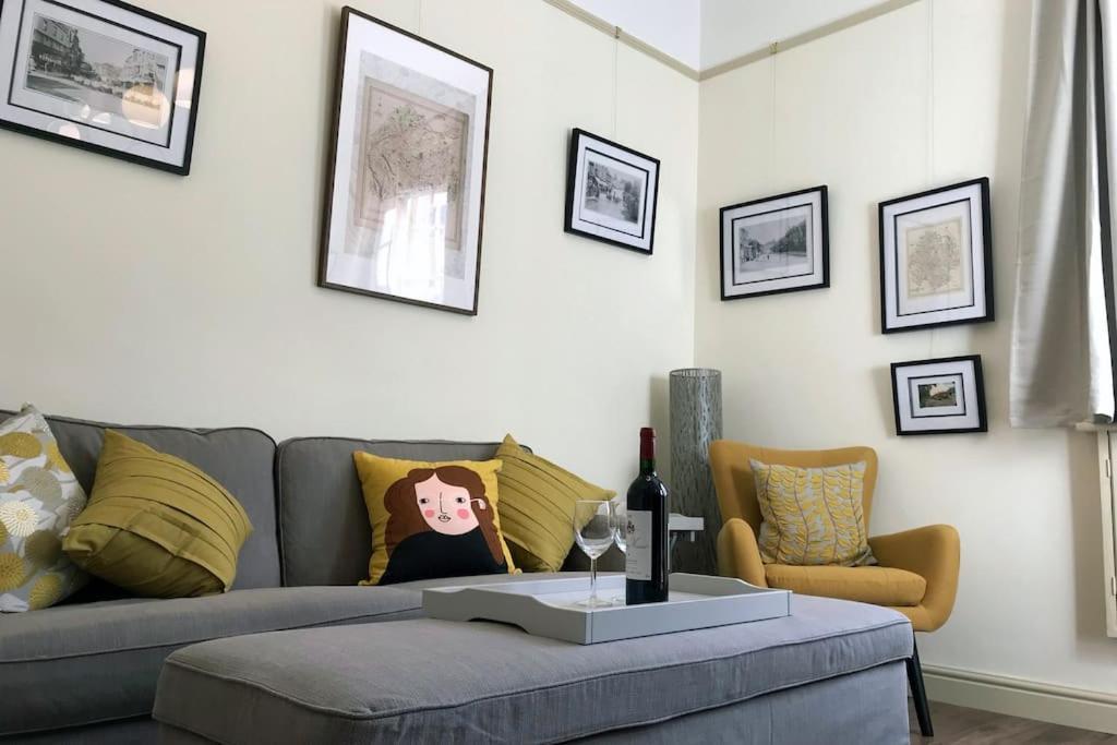 Grade II Townhouse, Ledbury Villa Buitenkant foto