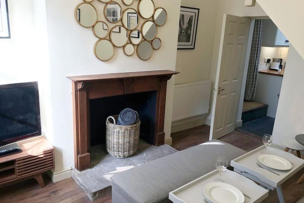 Grade II Townhouse, Ledbury Villa Buitenkant foto